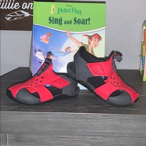 Nike toddler sandals